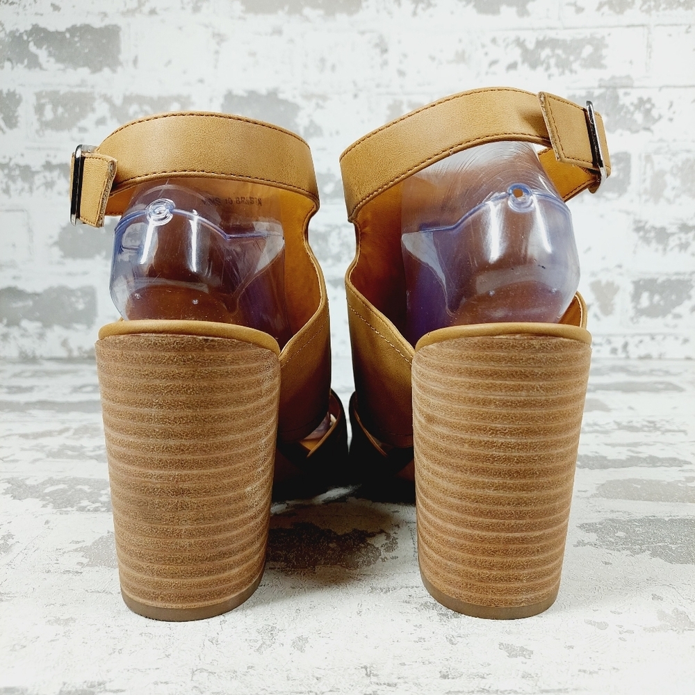 Dolce Vita Tan Open-Toe Block Heel Sandals - Picture 6 of 12